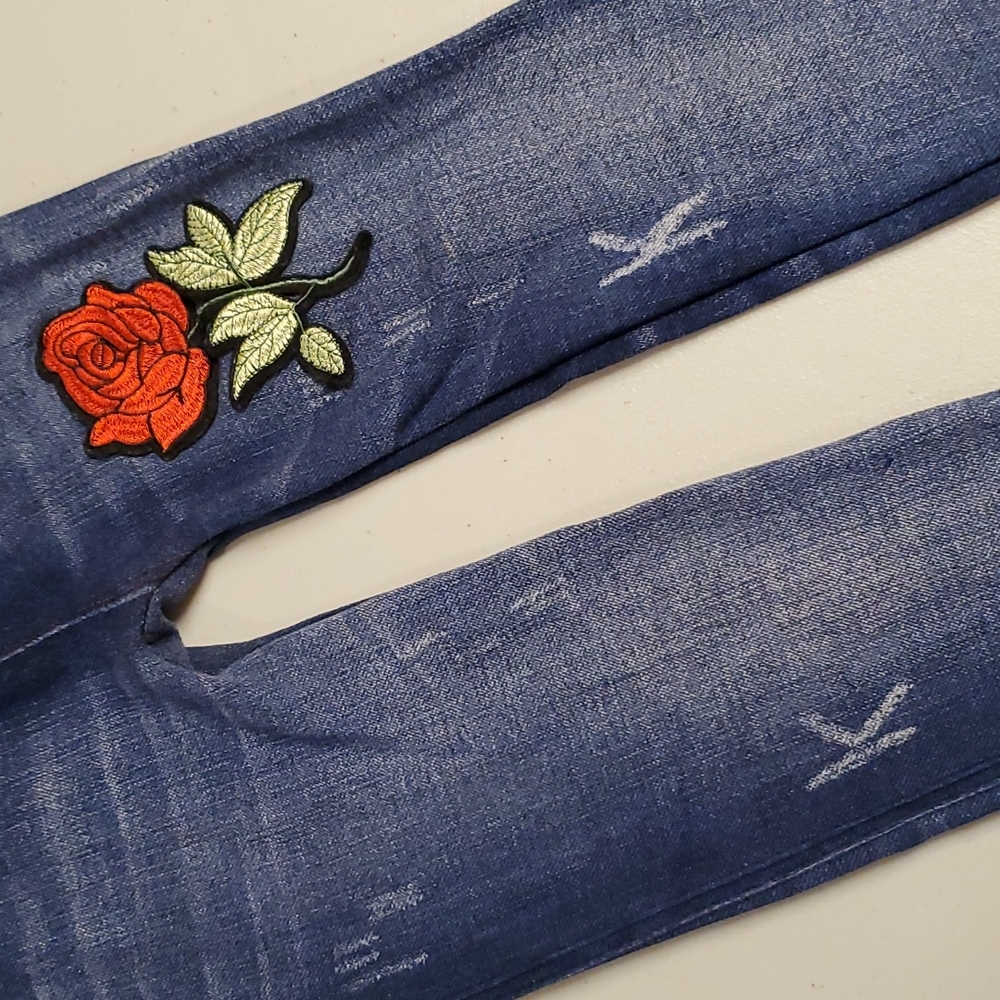 Faux denim jegging leggings rose applique detail OS fits up to a 10 comfortably - Picture 5 of 10
